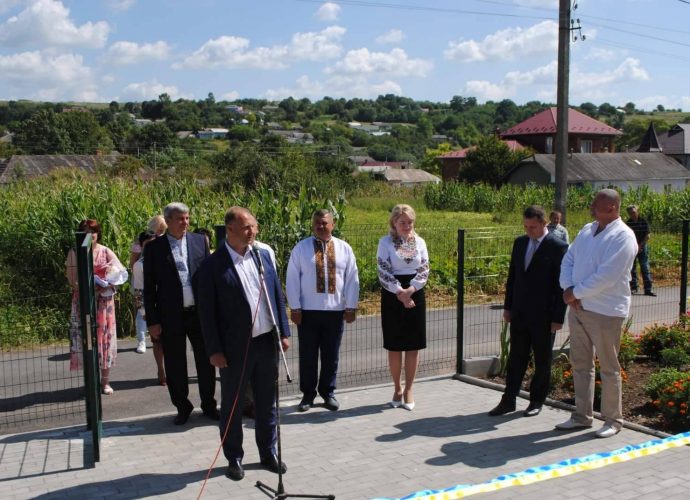 239367773_408673487435953_6924128898194988473_n