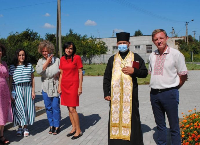 239673280_408673350769300_8899235024299363085_n