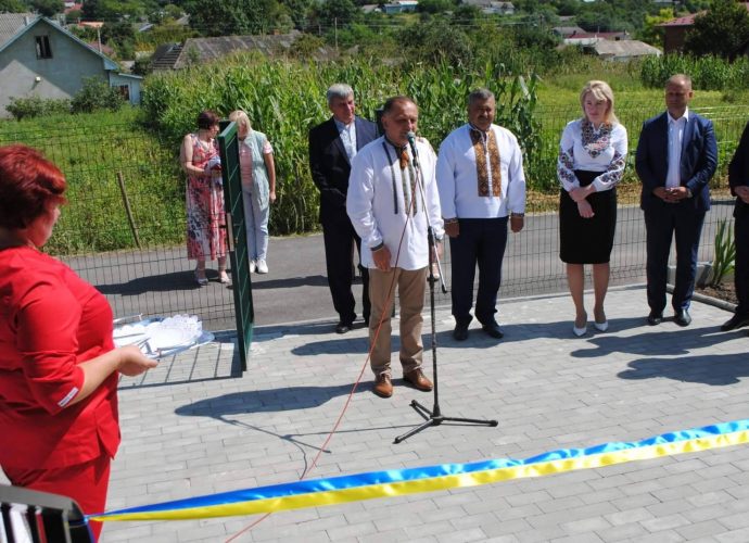 239818381_408673607435941_5126887802429466306_n