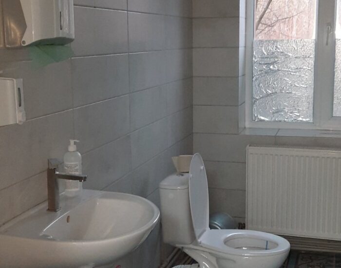 img-b2f02ec884b6ed5b45f6c0d9fbc87ae9-v